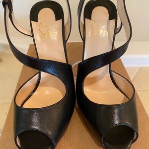 Christian Louboutin Viveka 39